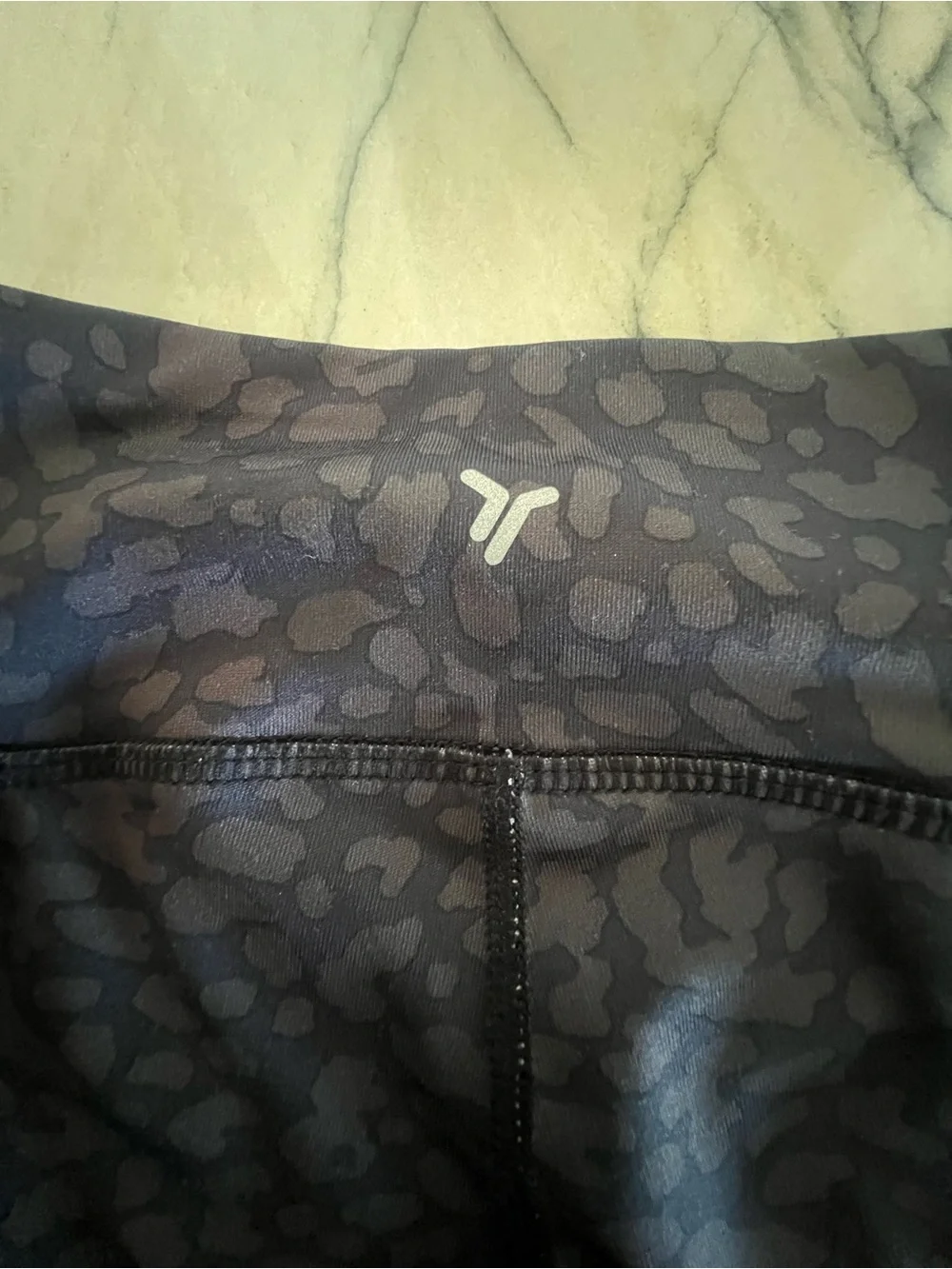 Old Navy Active Black Leopard-Print Leggings